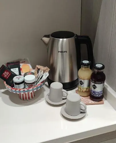 Cavour 44 * בארי